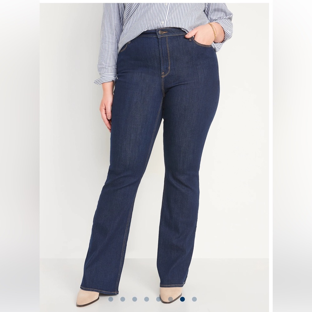 ✨NWT Dark Wash High Rise Wow Flare Jeans